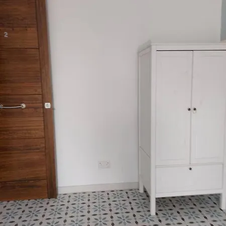 Near Valletta * إيل فورجانا